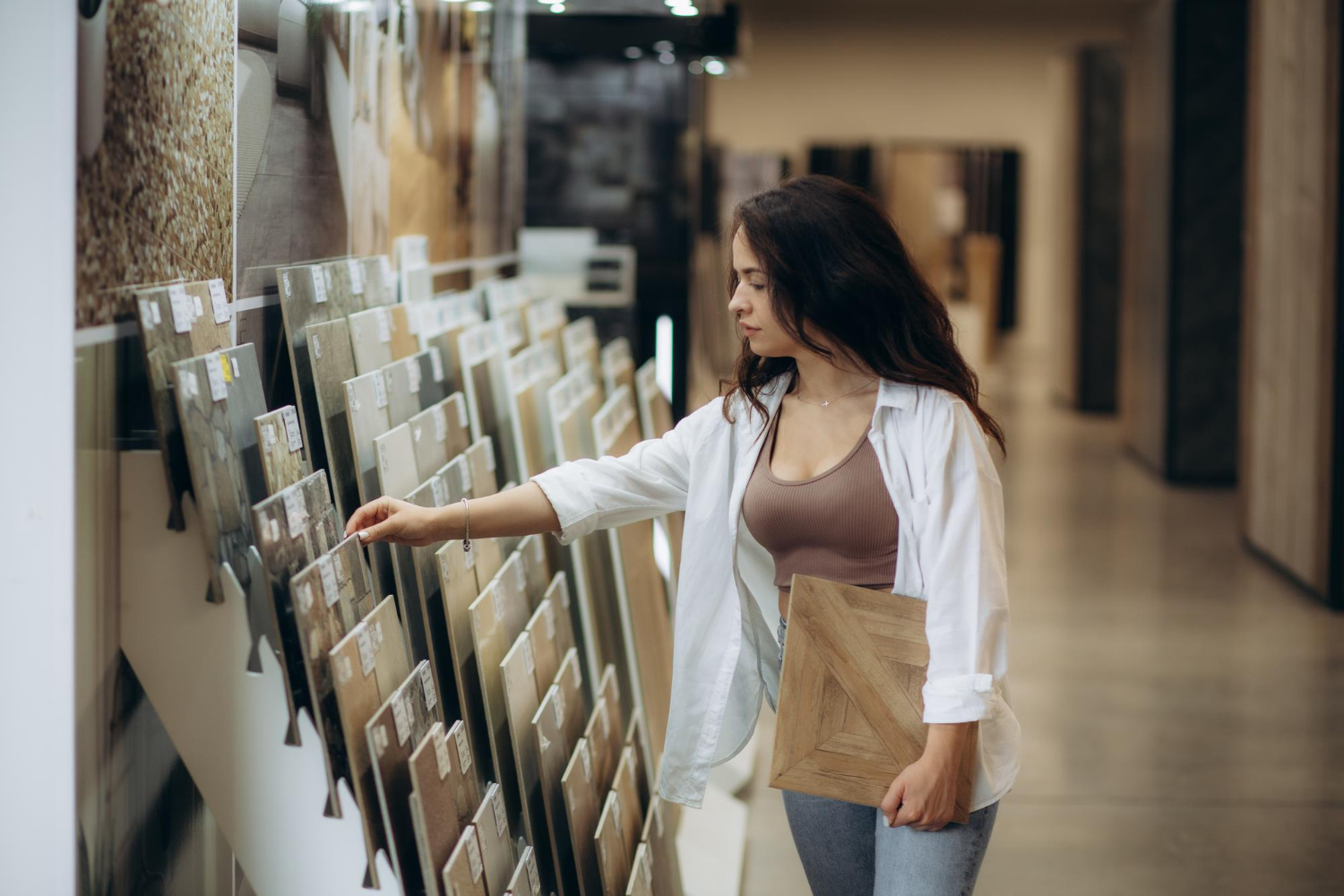 closest tile store